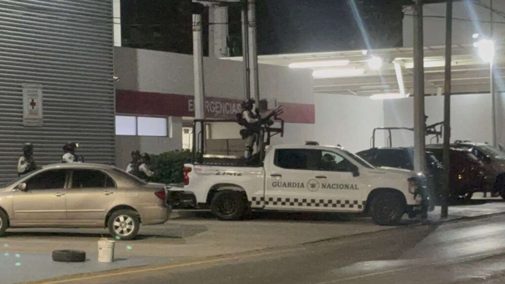 Balean en el cuello a hombre que llegó por su propio pie a la Cruz Roja