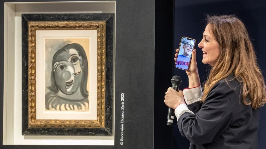 Hombre gana un Picasso de un millón de dólares tras comprar un boleto de 117 dólares