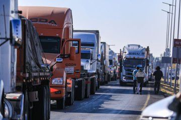 Piden garantizar libre tránsito ante posible paro de transportistas para no afectar la economía
