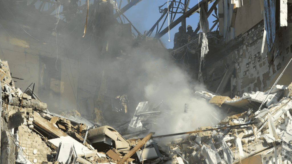 Explosión en central eléctrica de India deja 19 muertos