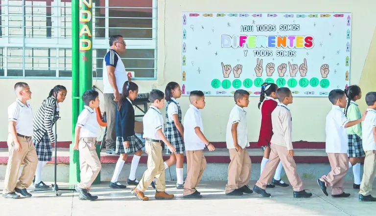 ¿Hay clases el lunes 4 de mayo? Esto dice el calendario escolar de la SEP