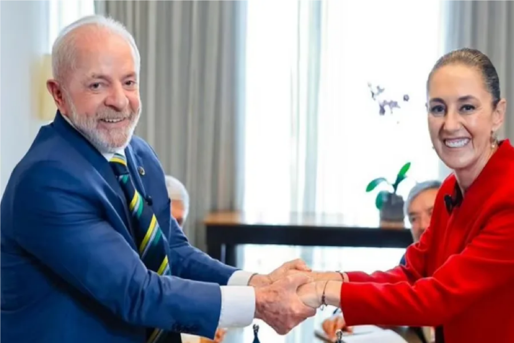 Lula impulsa alianza con México en foro progresista