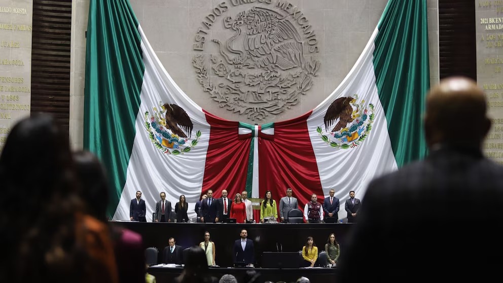 Plan B de la reforma electoral pasa a congresos estatales tras aprobación en Diputados