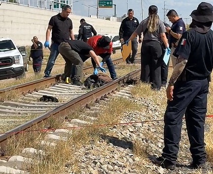 Encuentran decapitada sobre las vías del tren en Delicias
