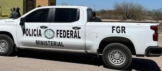 Federales arrestan a dos con arma de fuego y el juez los vincula a proceso