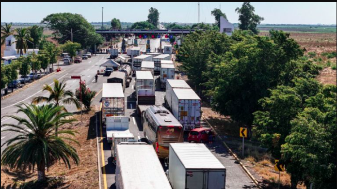 Productores anuncian bloqueos en carreteras para este lunes 20 de abril
