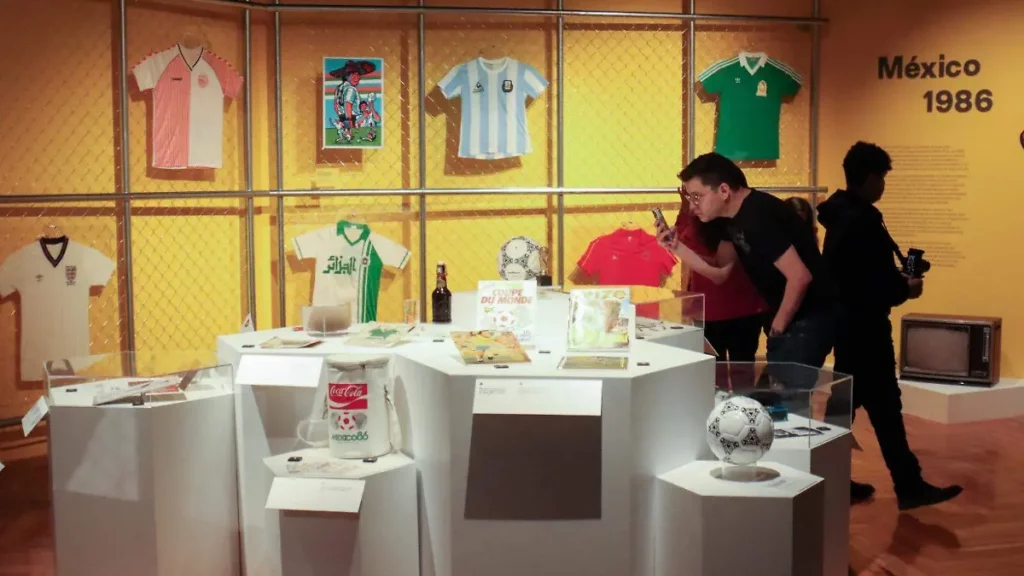 Museo Franz Mayer presenta la exposición ‘Futbol. Diseñando una pasión’