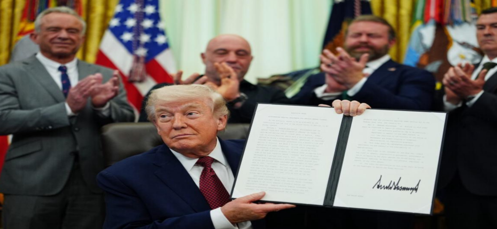 Trump impulsa investigación de psicodélicos para tratar el TEPT