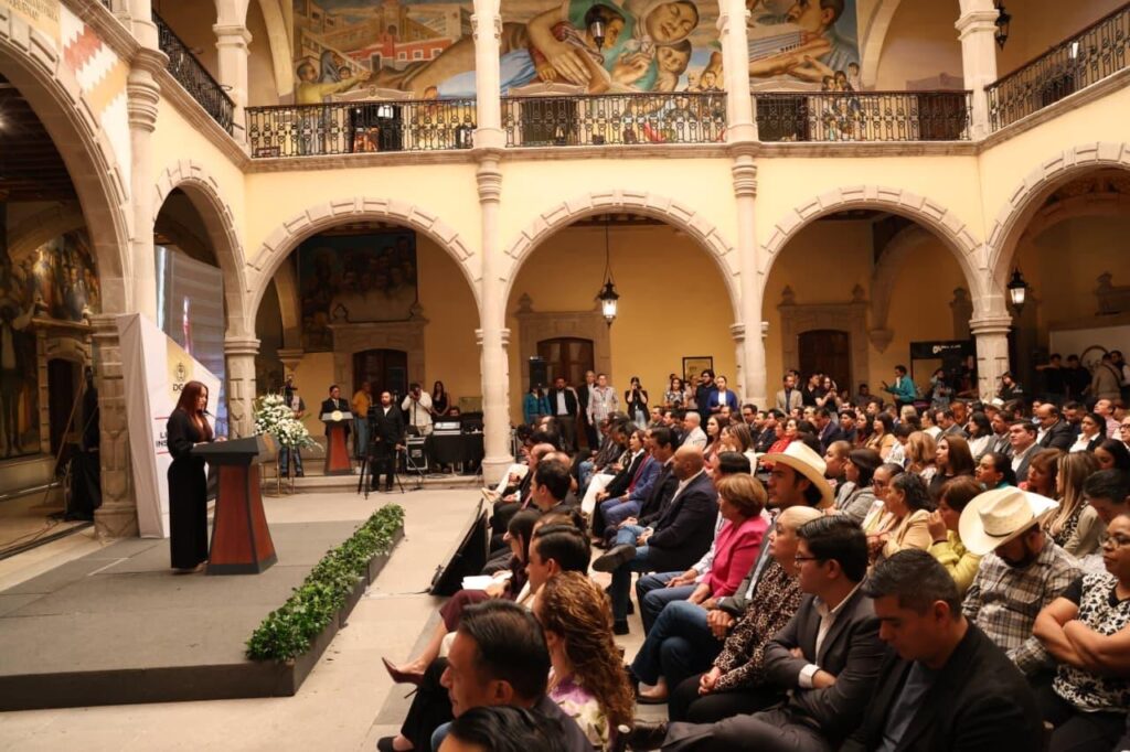 Con diálogo y acuerdos, Congreso traza rumbo legislativo: Sandra Amaya