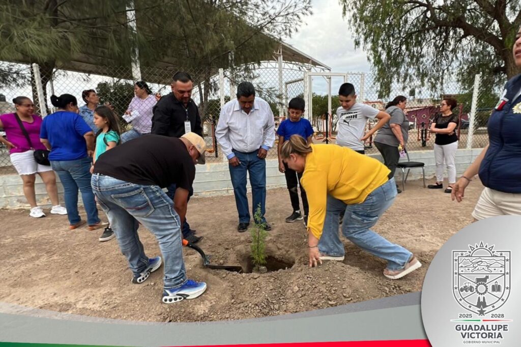 Vecinos y autoridades fortalecen acciones comunitarias en Guadalupe Victoria