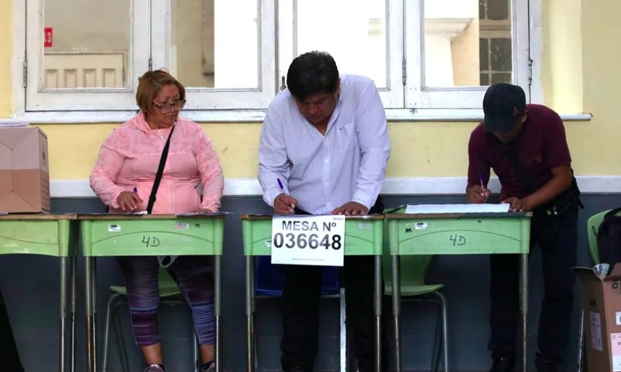 Perú elige presidente entre una cifra récord de 35 candidatos