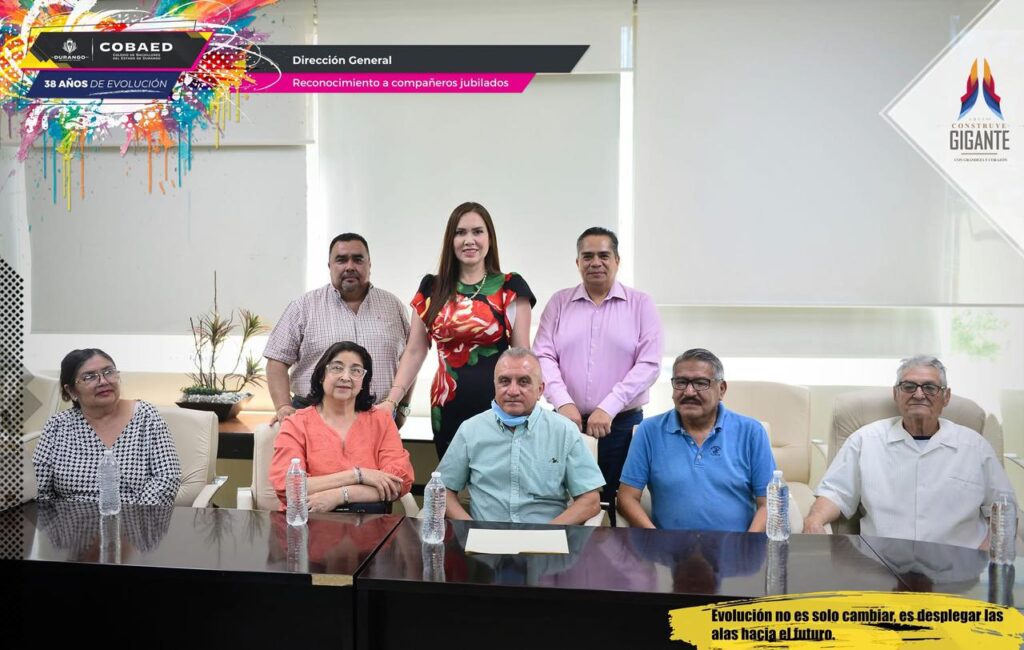 COBAED rinde homenaje a docentes que dedicaron su vida a la educación
