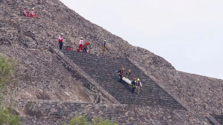 Agresor de Teotihuacán actuó solo y recibió disparo antes de quitarse la vida