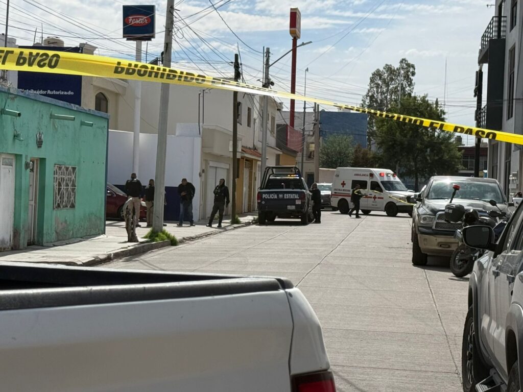 Lo encontraron sin vida en la recámara de su casa