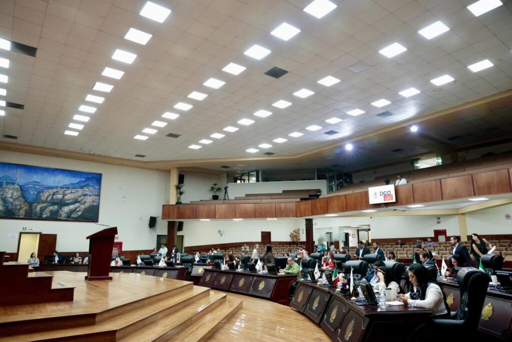 Congreso de Durango avala reforma de Sheinbaum contra “pensiones doradas”