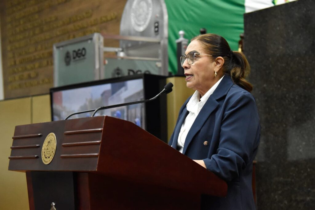 Sancionar violencia digital con IA contra mujeres, plantea Durón en Durango