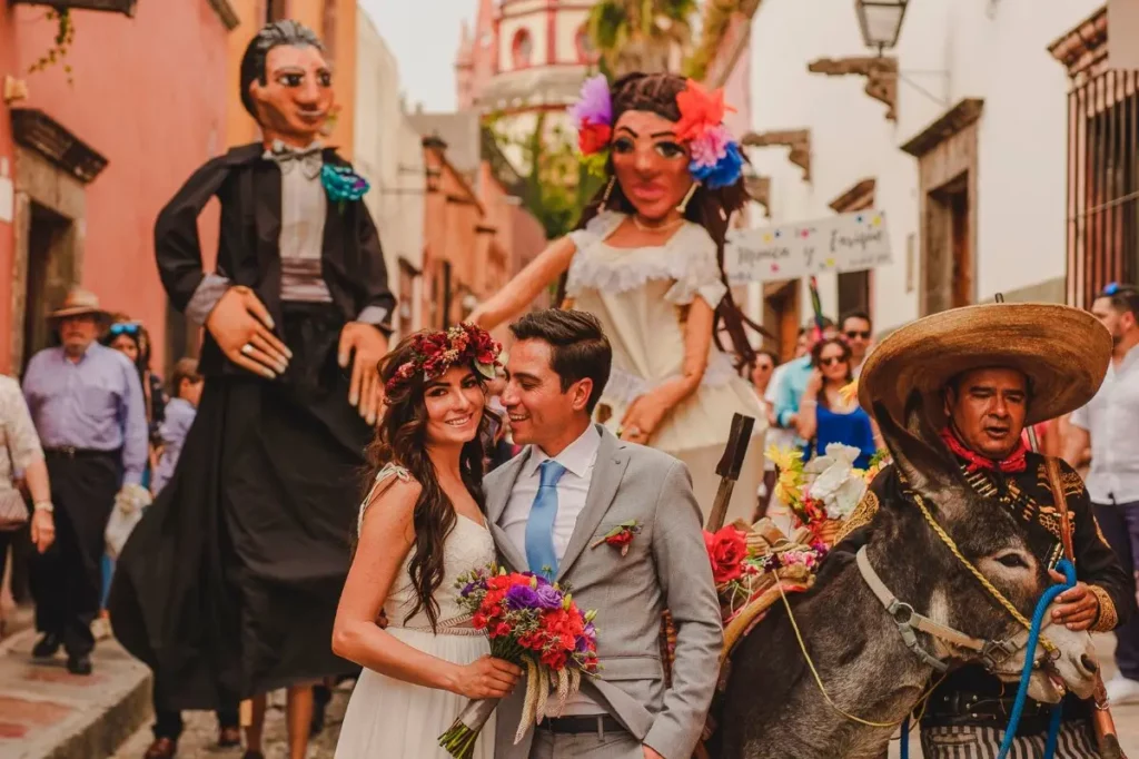 Extranjeros buscan matrimonios con mexicanos para acceder a beneficios legales