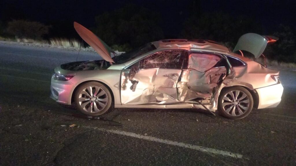 Matrimonio y sus menores hijos lesionados en accidente