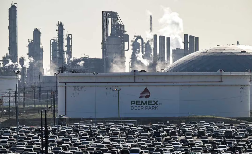 Pemex contiene derrame de diésel en la refinería de Deer Park; activan protocolo de emergencia