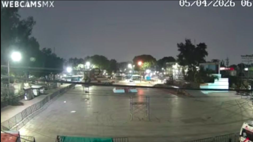 Captan extraño objeto cruzando la Macroplaza de Iztapalapa