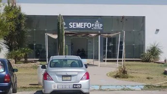 Tras discusión con su mamá lo halla inconsciente, lo lleva al hospital y llega sin vida
