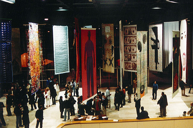 El Chopo exhibe obras ganadoras de la Bienal Internacional de Estandartes