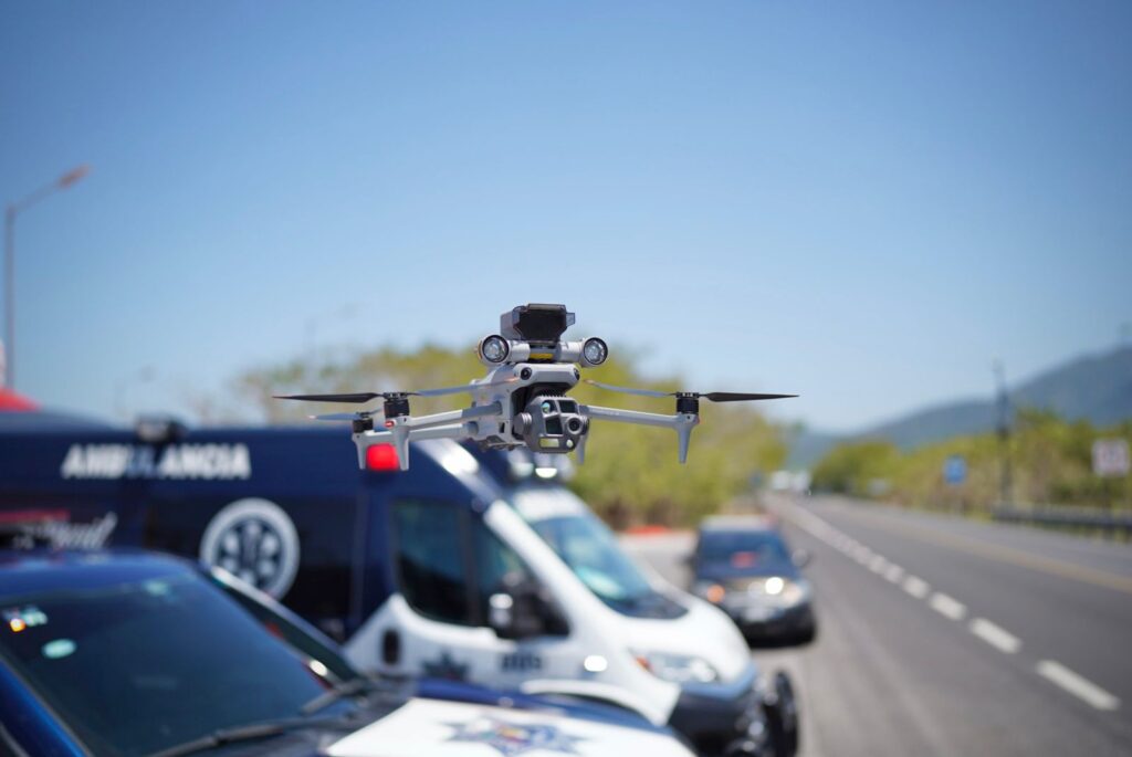 Gobierno de Nayarit despliega operativo de vigilancia con tecnología en zonas turísticas