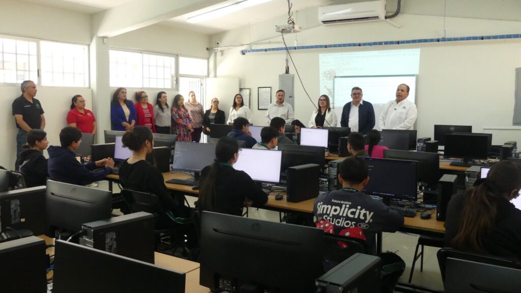 Entrega Conalep equipos de cómputo y licencias de SolidWorks en Parral y Santa Bárbara