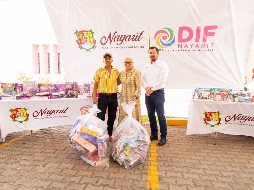 DIF Nayarit entrega juguetes a comunidades para fortalecer la convivencia y el bienestar infantil