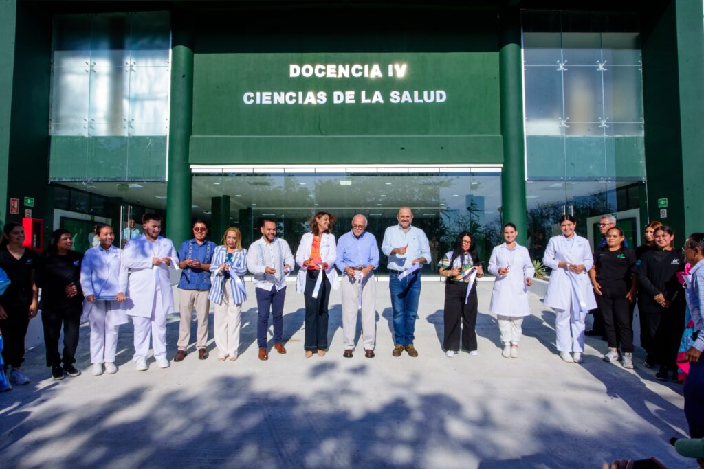 Nayarit inaugura nuevo complejo educativo en la UTBB para fortalecer formación profesional