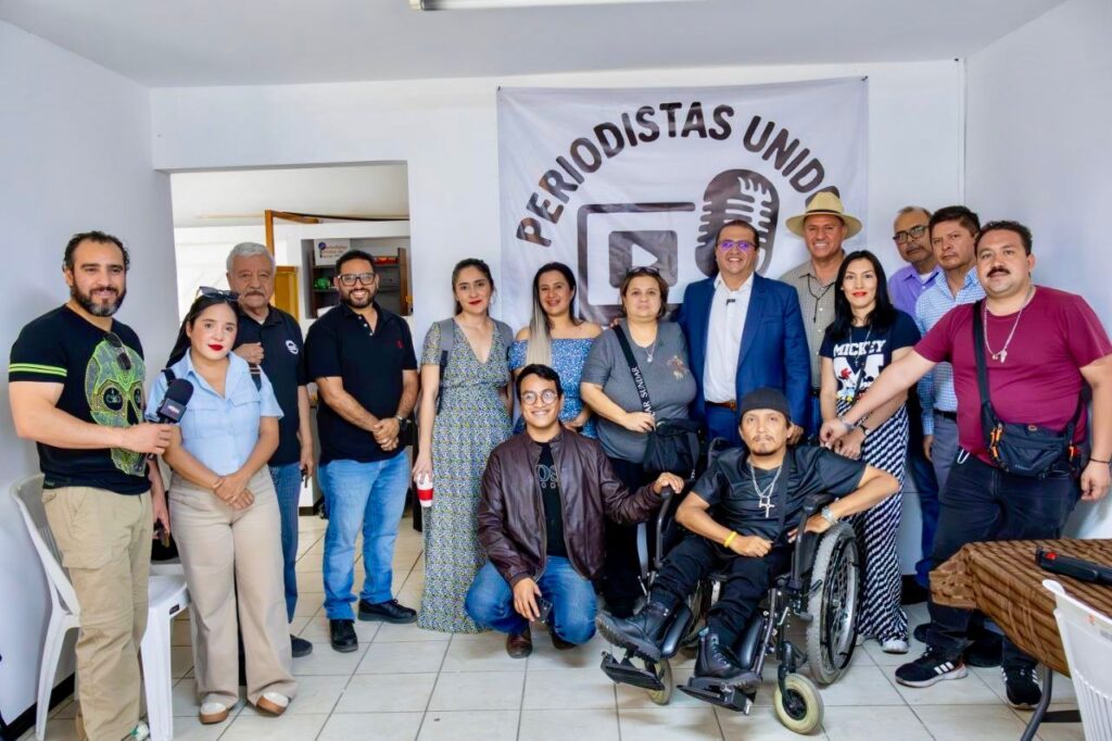 Alcalde Salvador Calderón dialoga con medios en “De Frente con la Prensa”