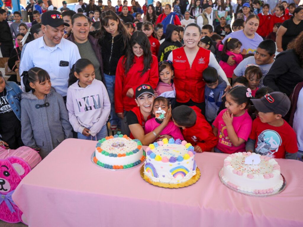 Marisol lleva festejo del Día del Niño y Bebeleche Móvil a comunidad donde nunca había llegado