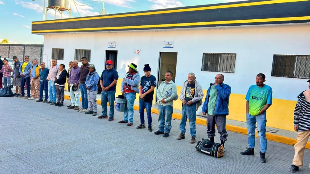 Arranca operativo con sentido humano para atender a gente sin hogar.