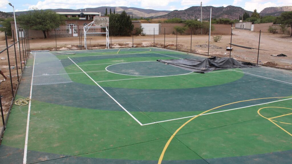 Continúan trabajos del programa “El Mundialito”; se rehabilita canchan en El Ranchito