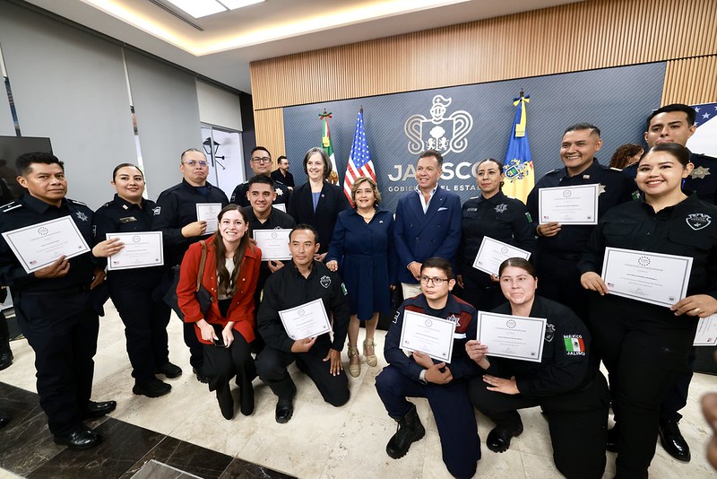 Capacitan a 200 elementos de seguridad en inglés rumbo al Mundial de Futbol 2026
