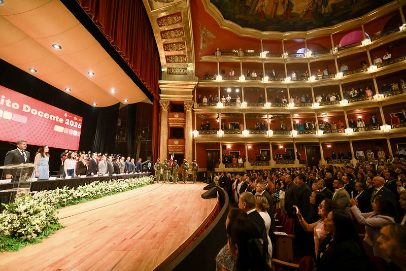 Anuncia Gobierno de Jalisco nuevos estímulos, mejoras médicas y apoyos laborales para docentes
