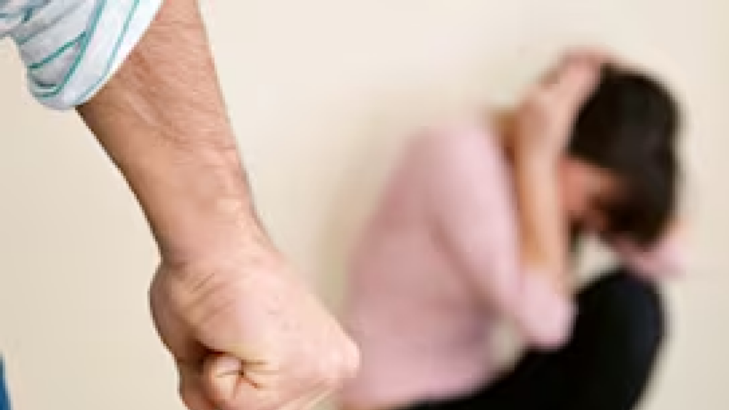 Violencia doméstica sube hasta 30% en jornadas deportivas: Red de Refugios