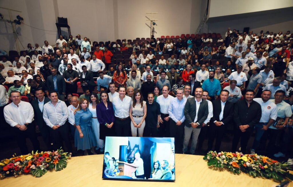 Reconoce Gerardo Quirino a trabajadores como motor del desarrollo en Jalisco