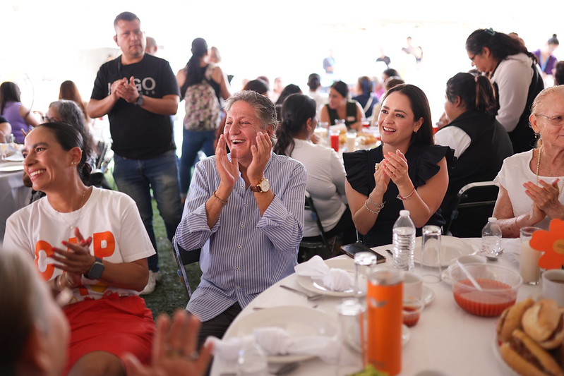 Frangie celebra a madres zapopanas y refrenda apoyo a programas para mujeres