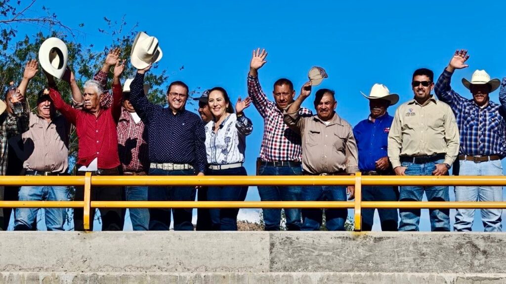 Tras 20 años de espera, alcalde Salvador Calderón inaugura puente vehicular en Santa Rosa con inversión histórica de casi 19 millones de pesos