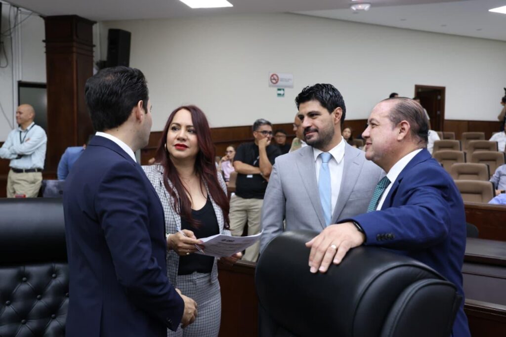 Durango elimina reelección para diputados y alcaldes