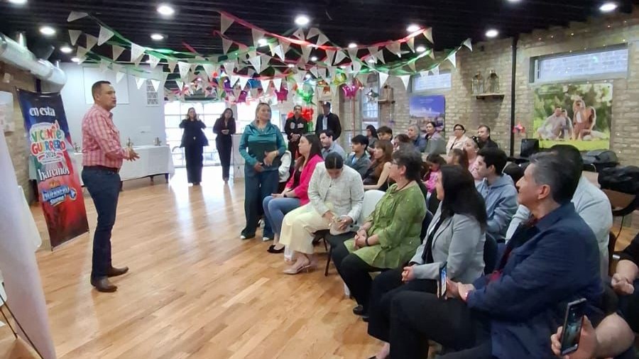 César Salas fortalece lazos con comunidad radicada en Chicago
