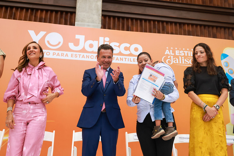 Entregan apoyos para estancias infantiles a cerca de 4 mil niñas y niños de 78 municipios