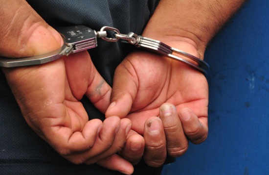 Por violencia familiar denunciada ante la FGE el juez le dicta sentencia