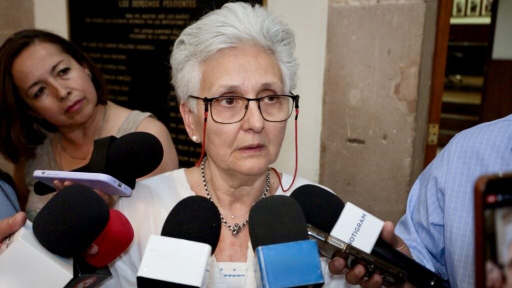 “No se puede experimentar con niños”; académica alerta sobre cambio de sexo