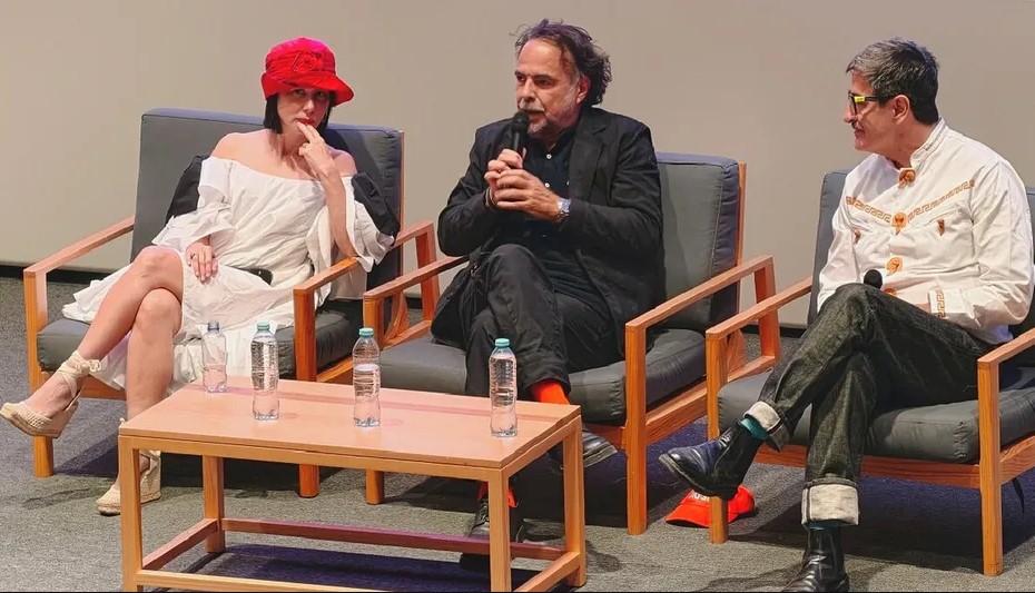 Alejandro González Iñárritu presenta libro de “Amores perros”