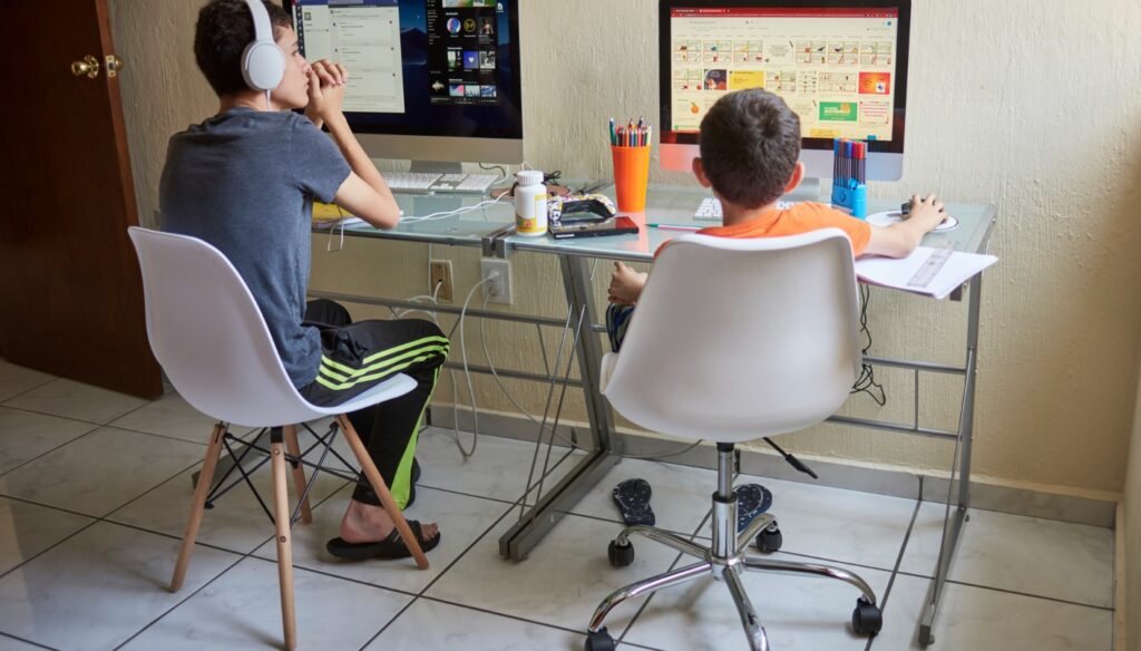 SEP evalúa adelanto de vacaciones y clases virtuales