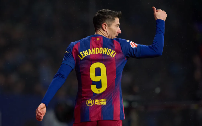 Robert Lewandowski confirma que dejará al Barcelona al término de la temporada