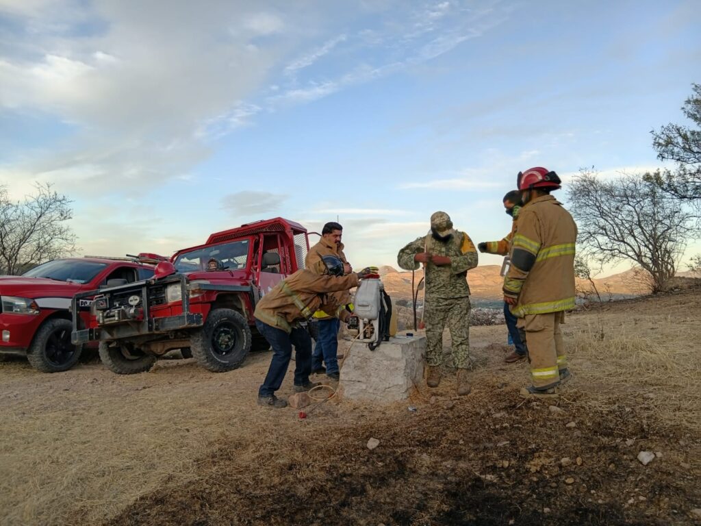 ¡Terrible Incendio forestal! Moviliza a cuerpos de emergencia en Santiago