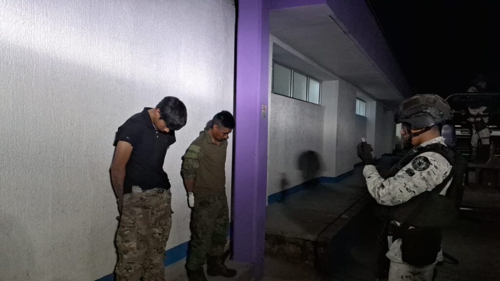 Detienen a tres personas armadas en Guadalupe y Calvo